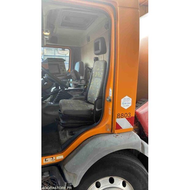 2004 رينو PREMIUM-42850608