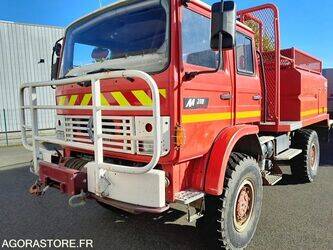 صورة ل سيارات إطفاء 1998 رينو M210