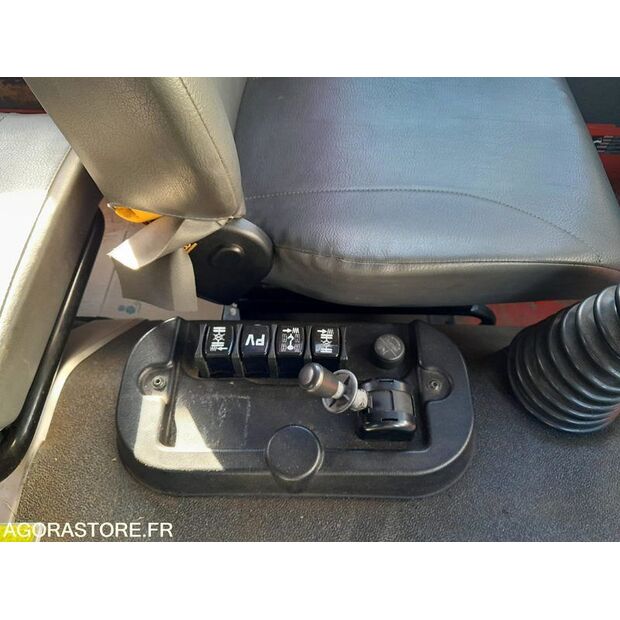 1998 Renault M210-42850660