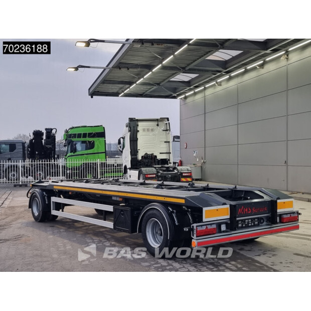 2025 MHS OTHERS-42851104