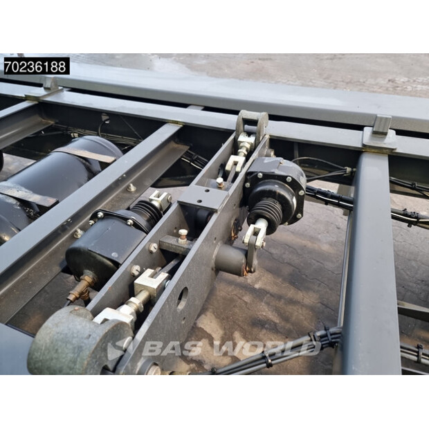 2025 MHS OTHERS-42851109