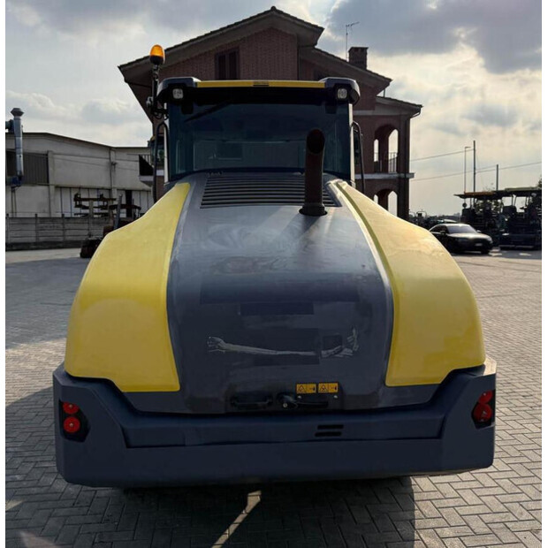 2017 DYNAPAC CA6000D-42857908