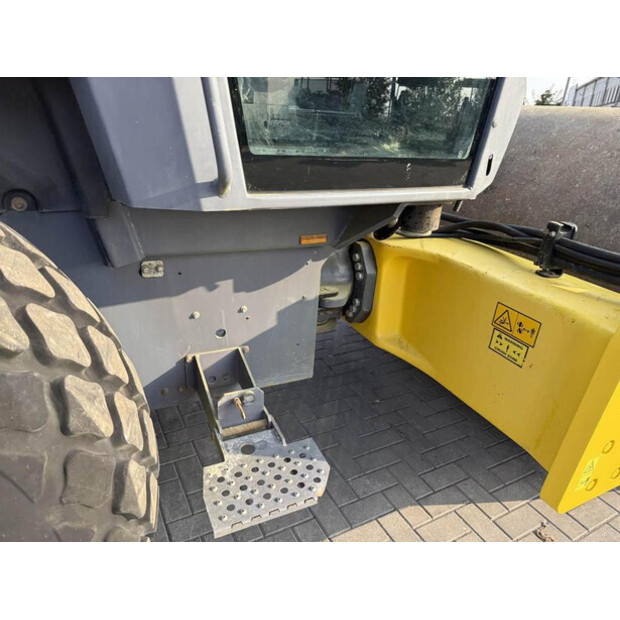 2017 DYNAPAC CA6000D-42857939