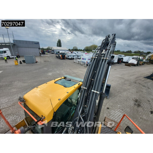 2019 فولفو EC220EL-42858359