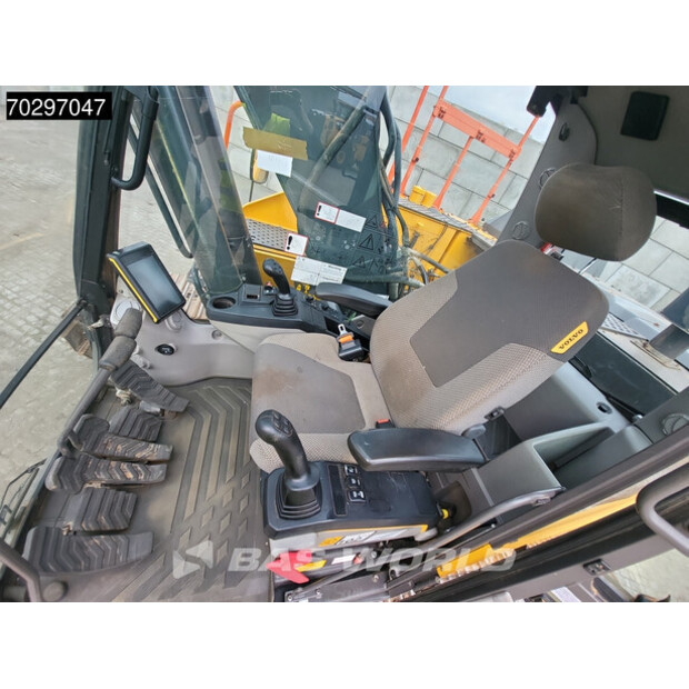 2019 فولفو EC220EL-42858362