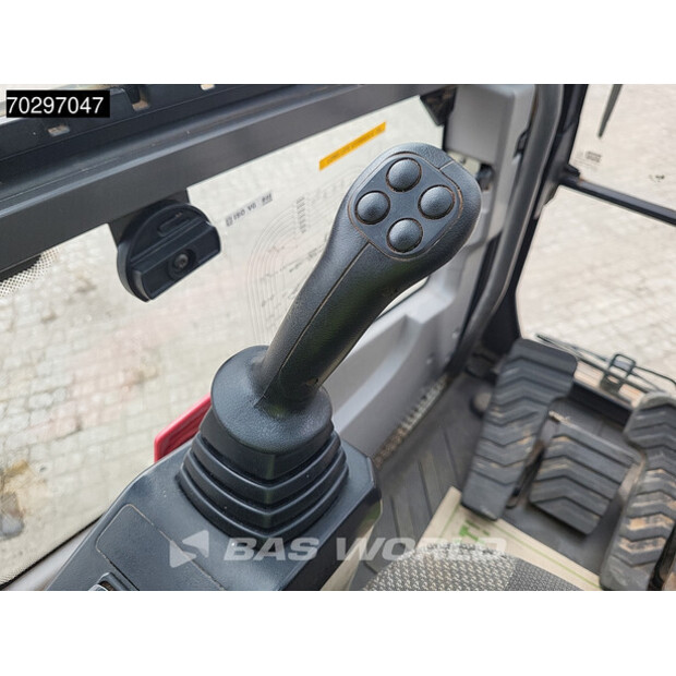 2019 فولفو EC220EL-42858370