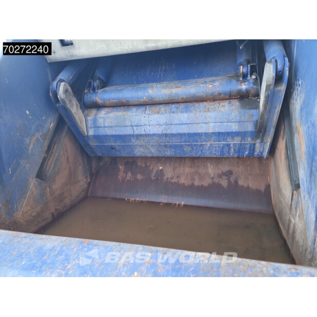 2017 Mercedes-Benz Econic-42873753