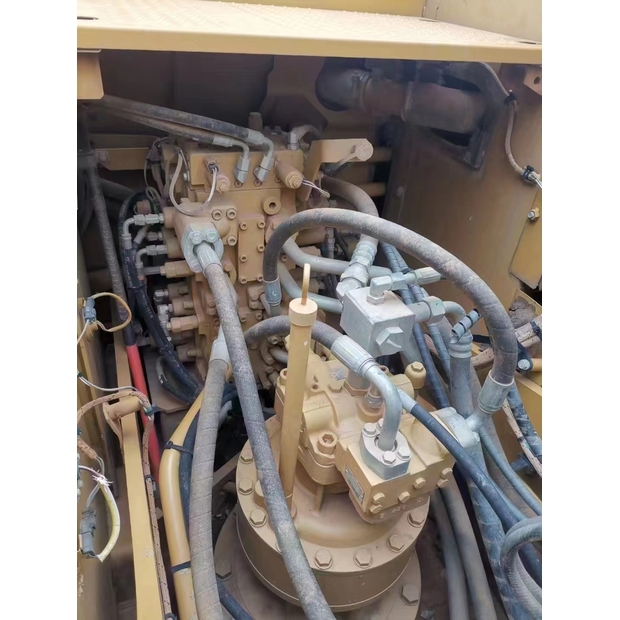 2019 Caterpillar 320E-42888757