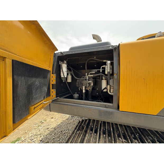 2024 Volvo EC300-42888777