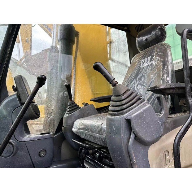 2023 Caterpillar 323D2L-42888814