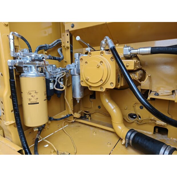 2024 Caterpillar 323GC-42888858