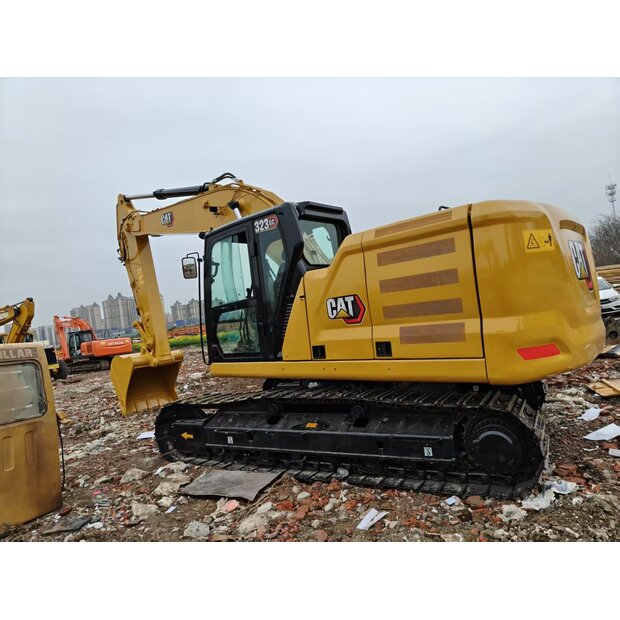 2024 Caterpillar 323GC-42888862