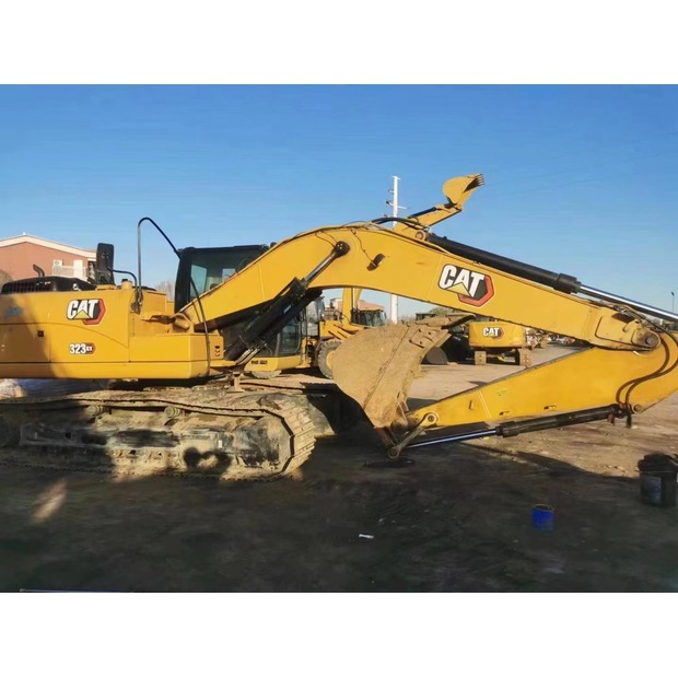 2019 Caterpillar 323GX-42888868
