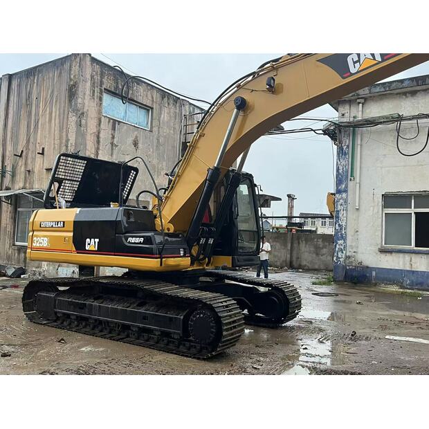 2023 Caterpillar 325B-42888874
