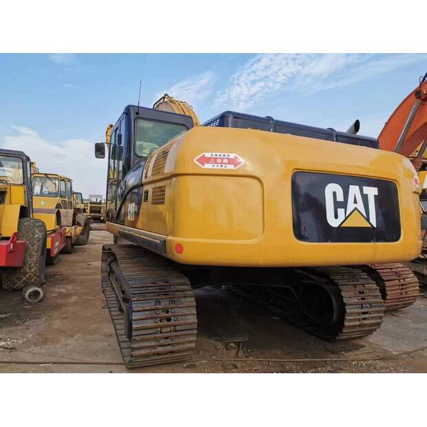2023 Caterpillar 325D-42888900