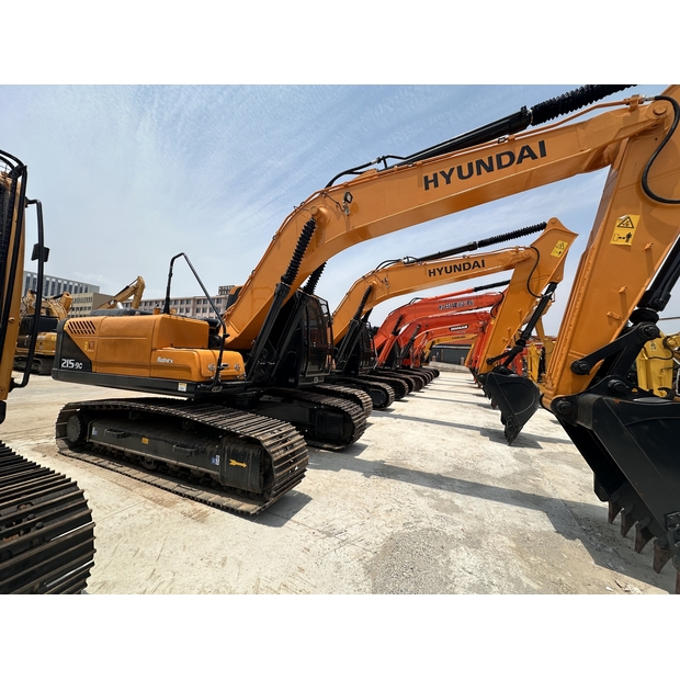 2024 Hyundai 215-42888935