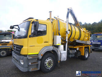 Image for Vacuum Trucks 2010 Mercedes-Benz Axor 1824