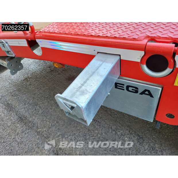 2025 Vega OTHERS-42890404
