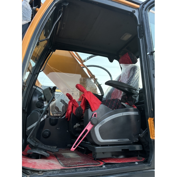 2024 Hyundai 305-42890432