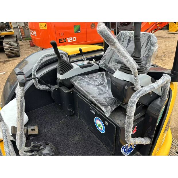 2023 Komatsu PC50-42890534