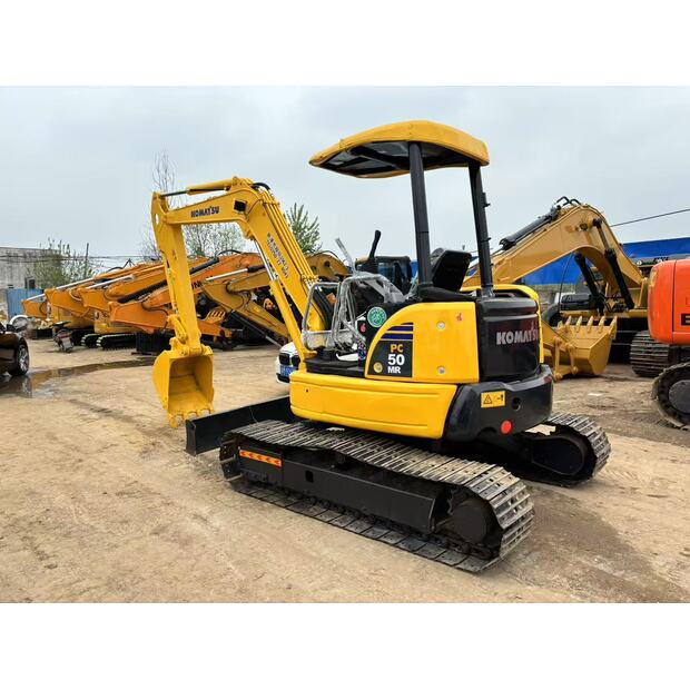2023 Komatsu PC50-42890545