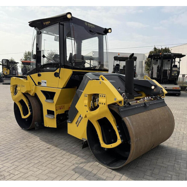 2023 بوماج BW 151 AD-50-42891271