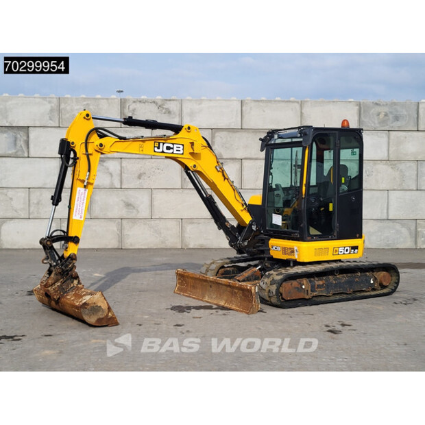 2021 جيه سي بي 50Z-2-42891836