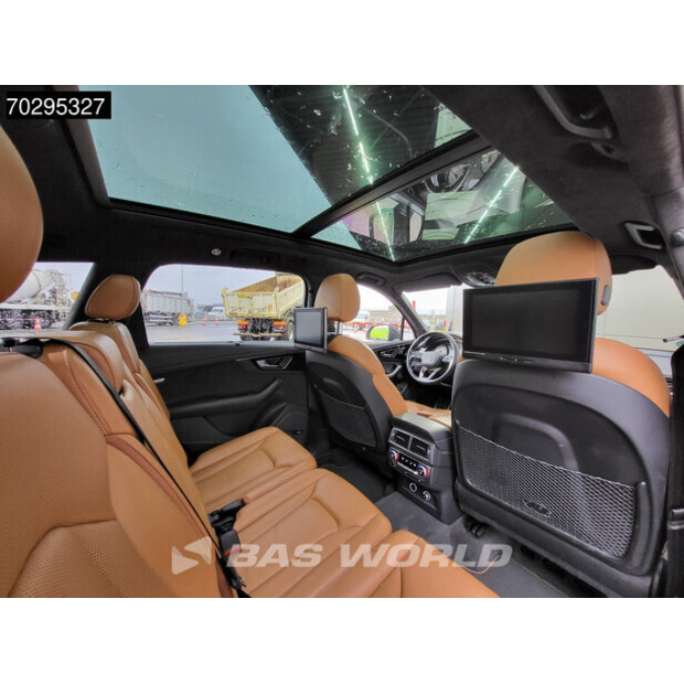 2018 Audi Q7 SQ7 4X4-42892203