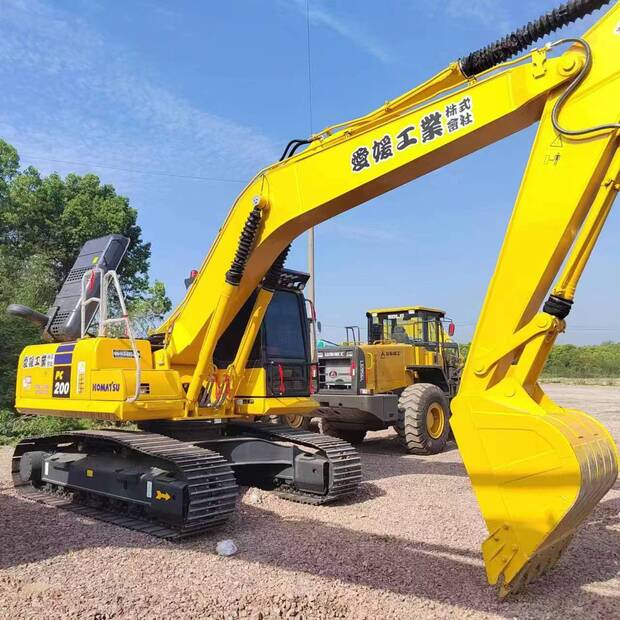 2023 كوماتسو PC200-42906766