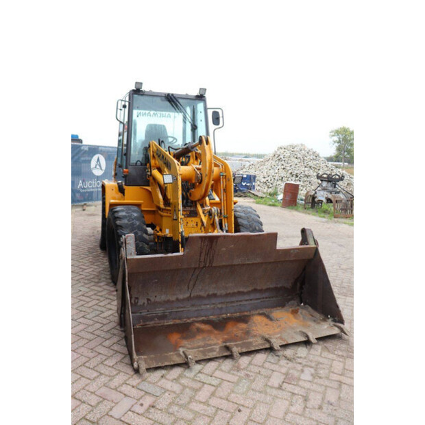 2000 Ahlmann AZ85-42907928