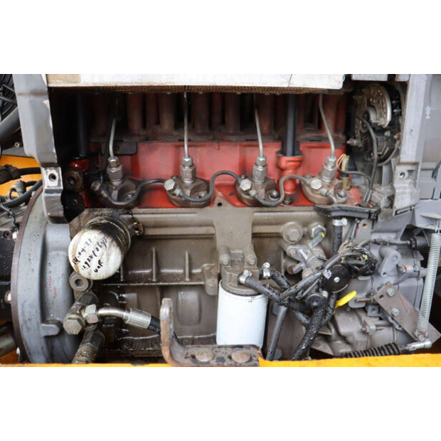 2000 Ahlmann AZ85-42907944