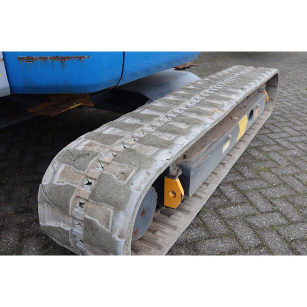 2010 هيتاشى HX140B-2-42908330