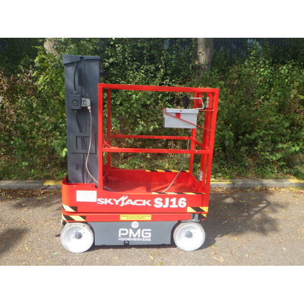 2013 SkyJack SJ16-42908376