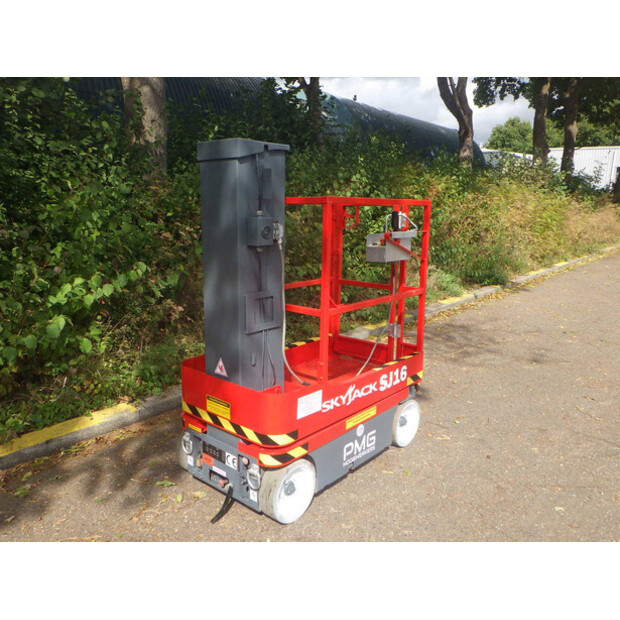 2013 SkyJack SJ16-42908377