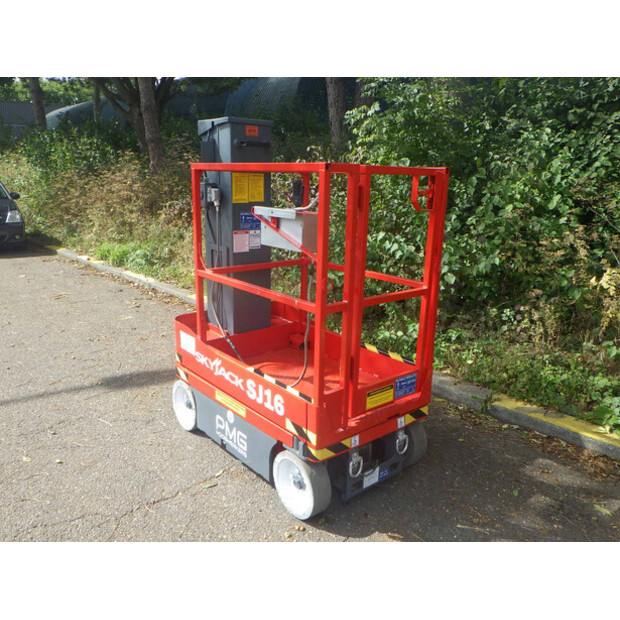 2013 SkyJack SJ16-42908378