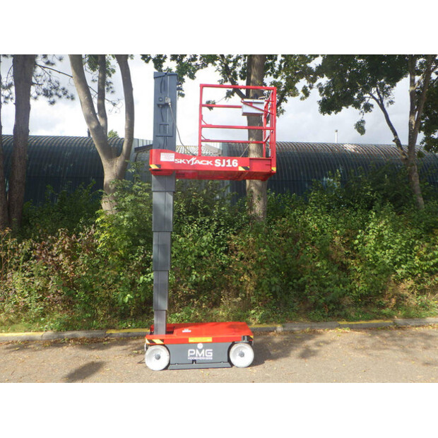 2013 SkyJack SJ16-42908384