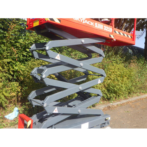 2017 SkyJack SJ3219-42908393