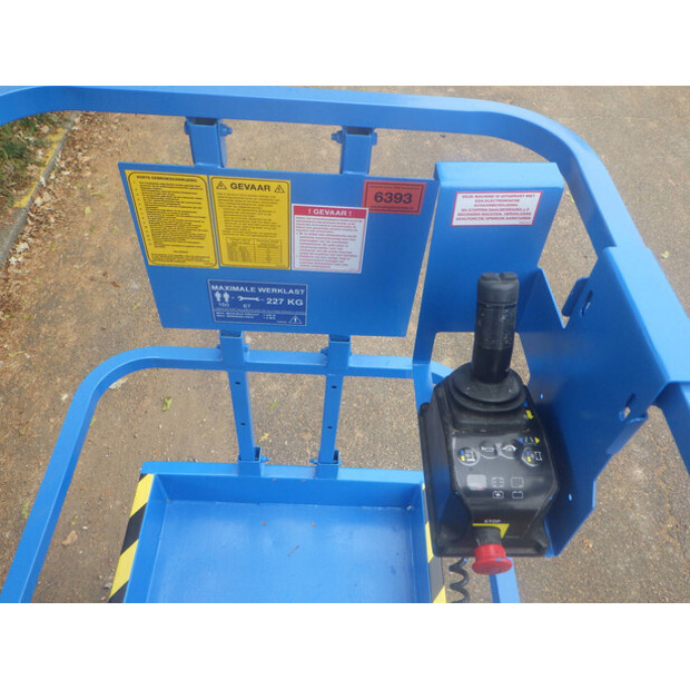 2010 Genie GS-2632-42908460