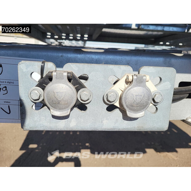 2025 Vega OTHERS-42909559