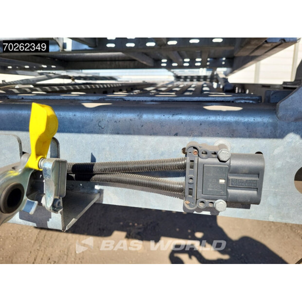 2025 Vega OTHERS-42909560