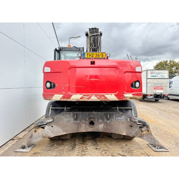 2011 Caterpillar M318D-42909901