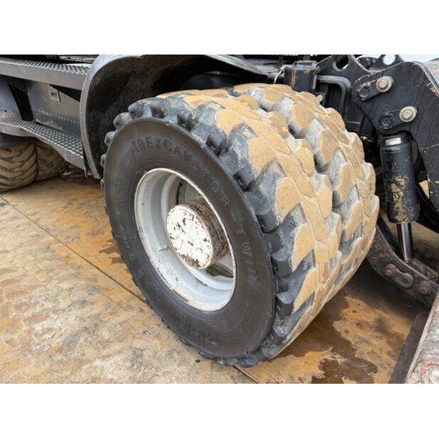 2011 Caterpillar M318D-42909929