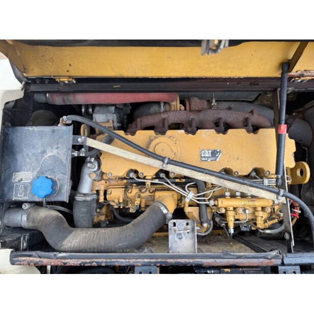 2011 Caterpillar M318D-42909932