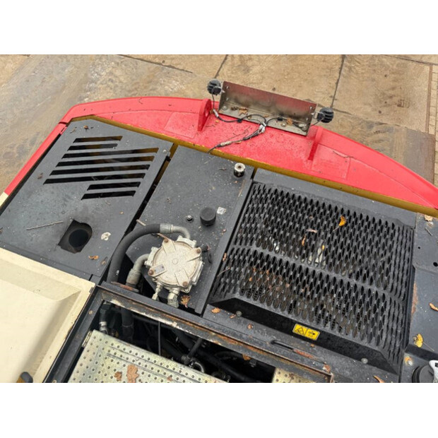 2011 Caterpillar M318D-42909934