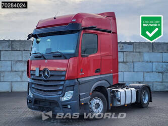 صورة ل رؤوس شاحنات 2020 مرسيدس بنز Arocs 1845
