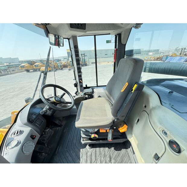 2022 Volvo L120GZ-42910337