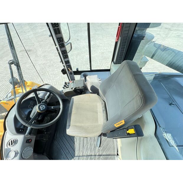 2022 Volvo L120GZ-42910338