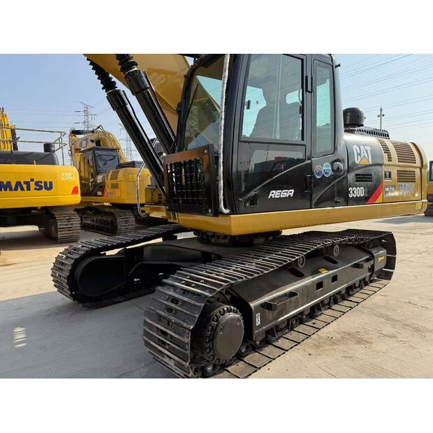 2023 كاتربيلر 330D2-42910405