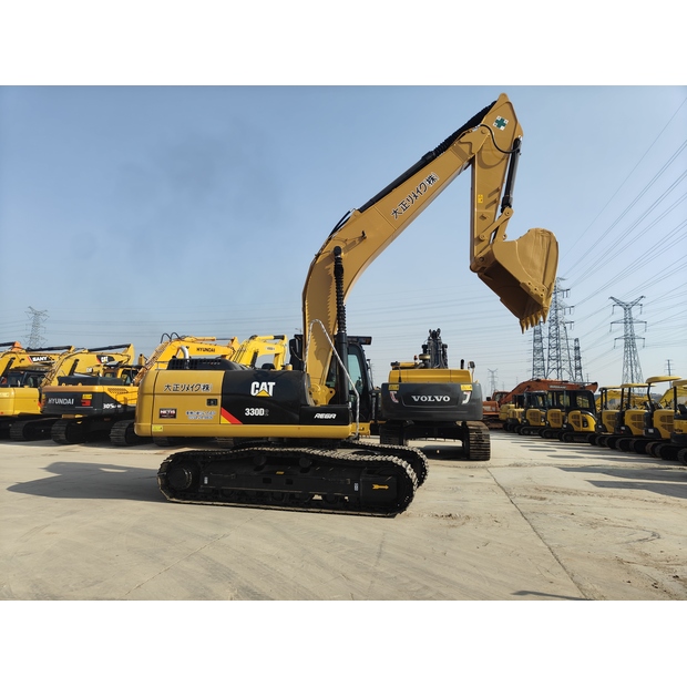 2023 كاتربيلر 330D2-42910417