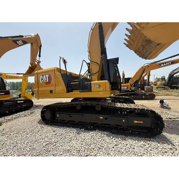 2025 كاتربيلر 330GC-42910440